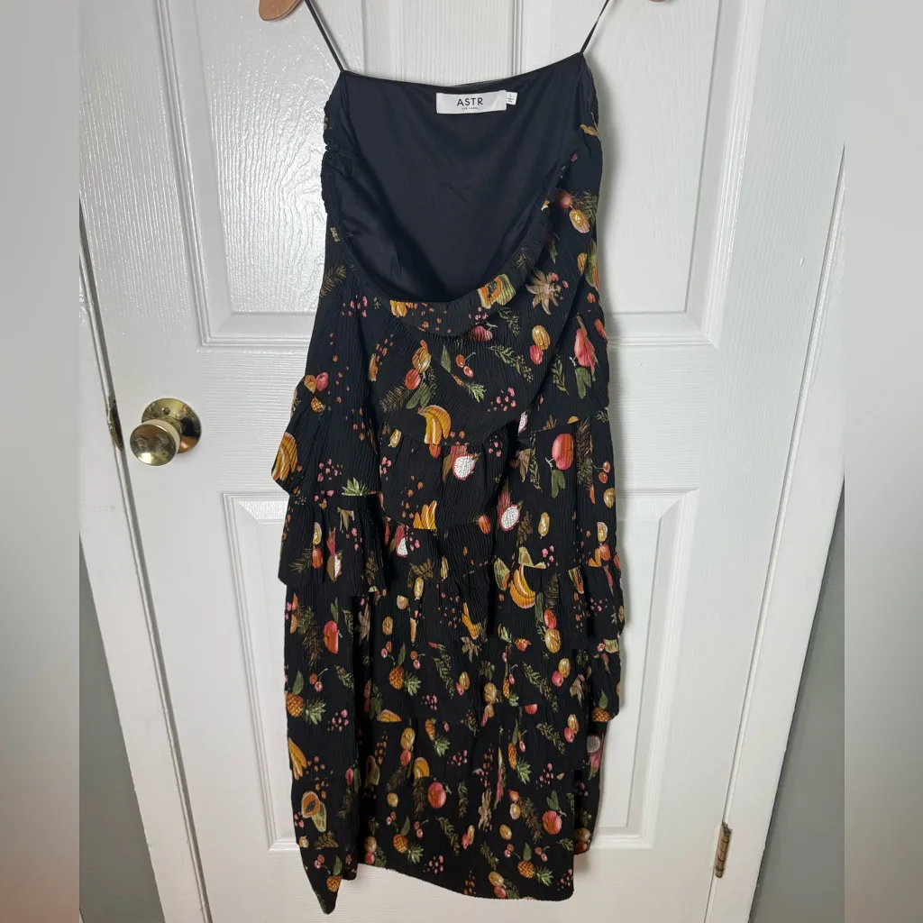 ASTR The Label Plisse Asymmetric Tiered Ruffle Strapless Midi Dress L - Image 6