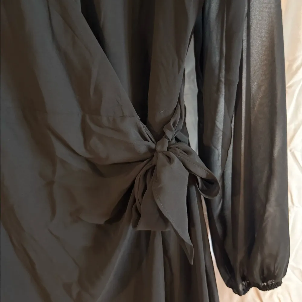 Express Black Sheath Dress with Plunge Neckline and Bishop Sleeves - Image 2