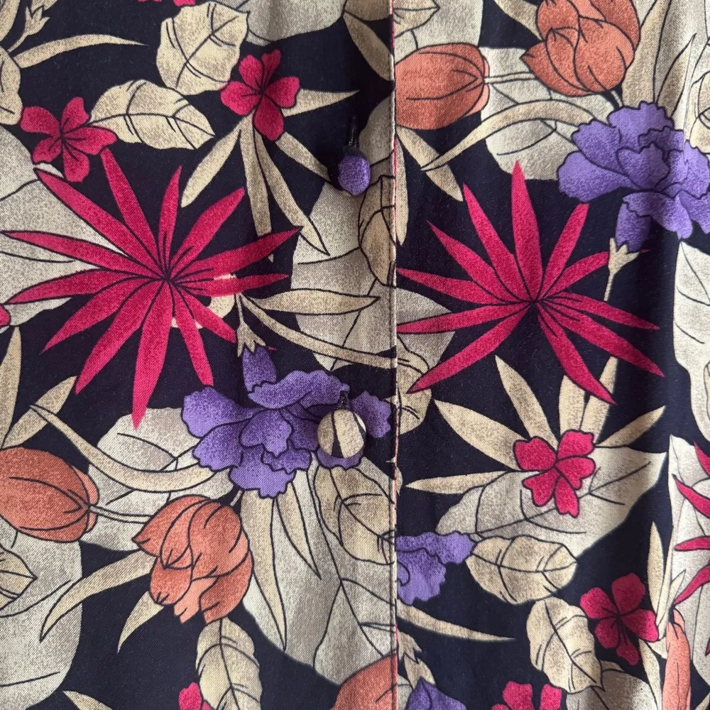 Vintage 90s Sag Harbor Petite Two Piece Floral Short Sleeve Button Midi Skirt - Image 11