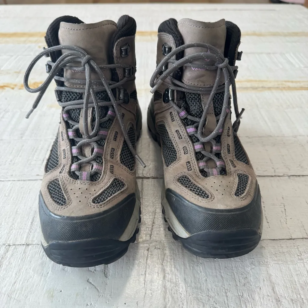 Vasque Breeze 2.0 GTX Hiking Boots‎ Women’s size 8 in Gargoyle/Violet Gore - Image 2