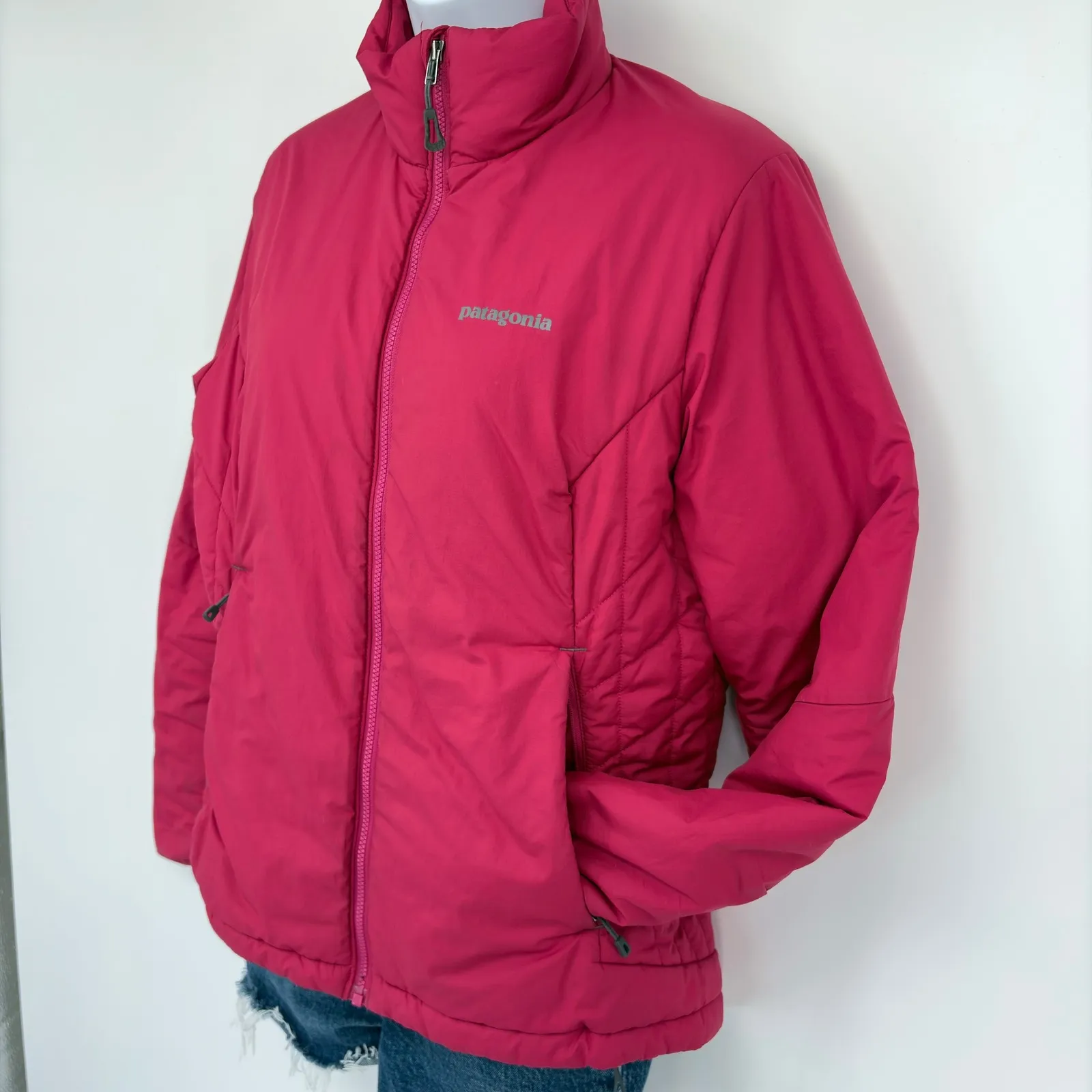 Patagonia Women's M Primaloft Insulated Jacket Pink Magenta Zip Up Warm Outdoor - Image 2