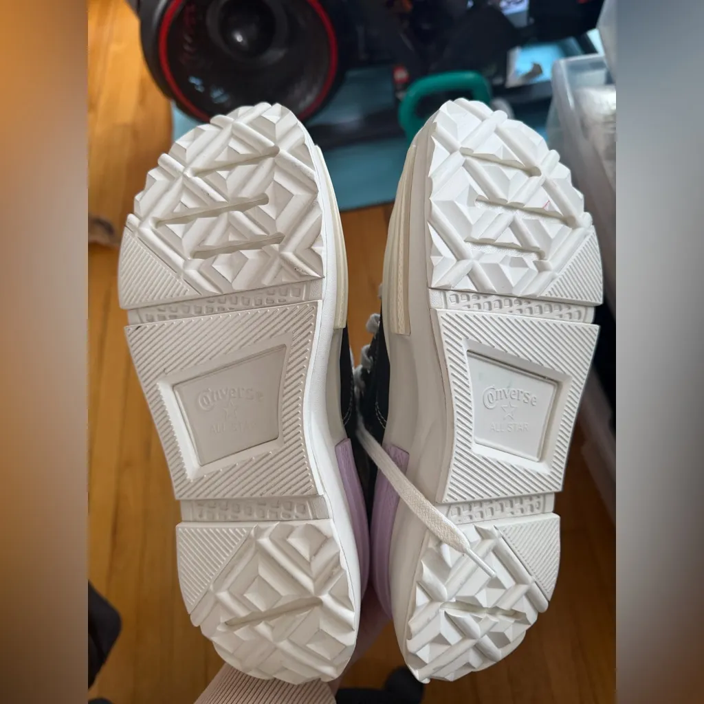 Converse Run Star Legacy CX Butterfly Wings Hi Shoe, A05978C (Womens Size 7) - Image 11