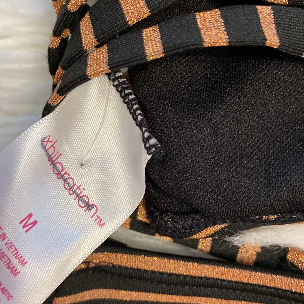 Xhilaration Swim size M brand new - Image 8