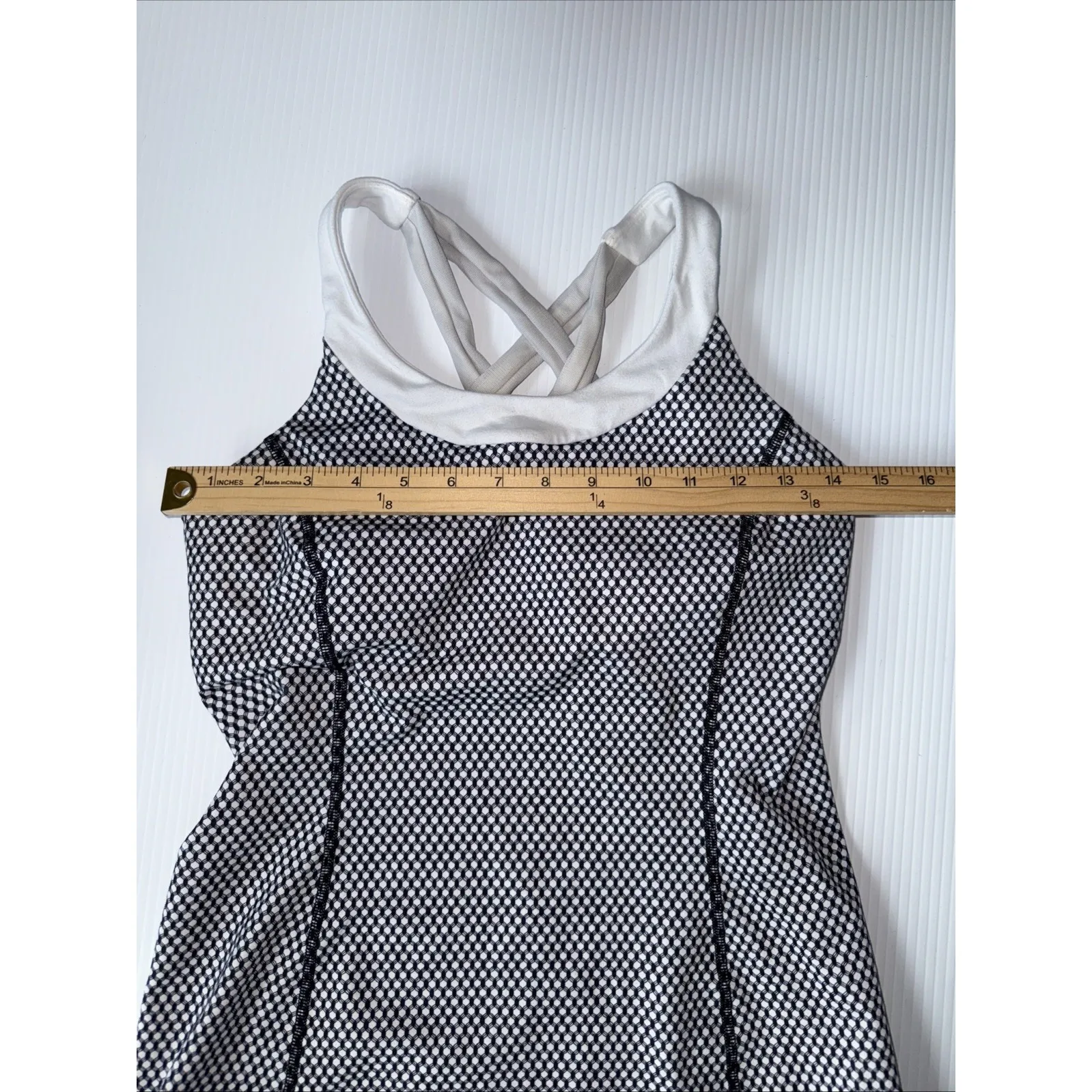 Lululemon Athletic Workout‎ Top Size 8 Black White - Image 3