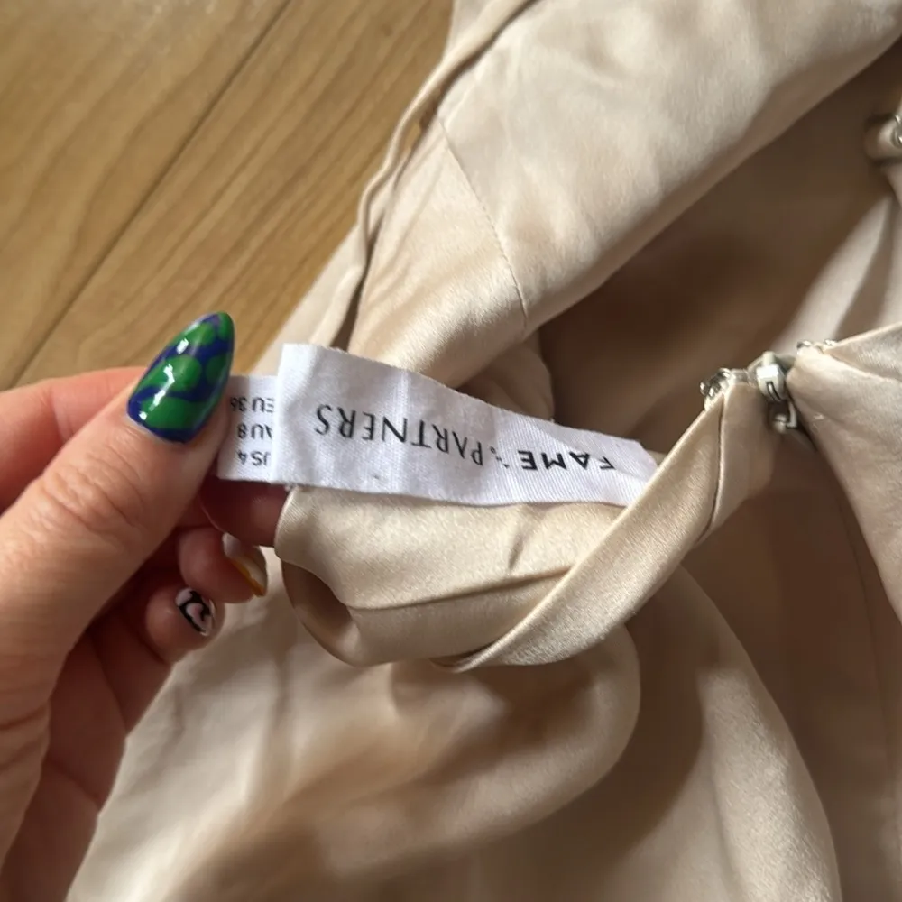 Fame & Partners Maxi dress - Image 7