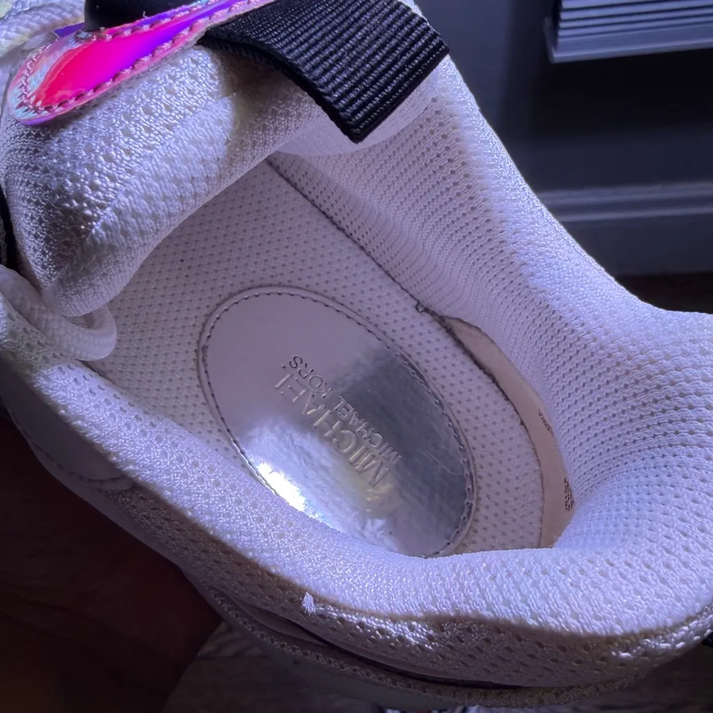 Michael Kors Hero Mixed-Media Trainer White/Iridescent Silver shoes size 10 - Image 8