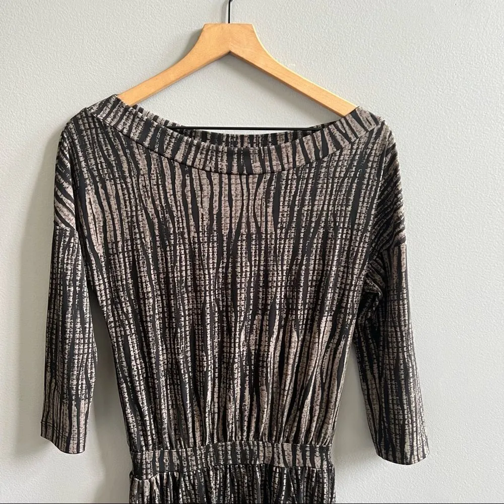 Evereve Peyton Jensen Black and Tan Pattern Dress Boat Neck Elastic Waist XS - Image 3