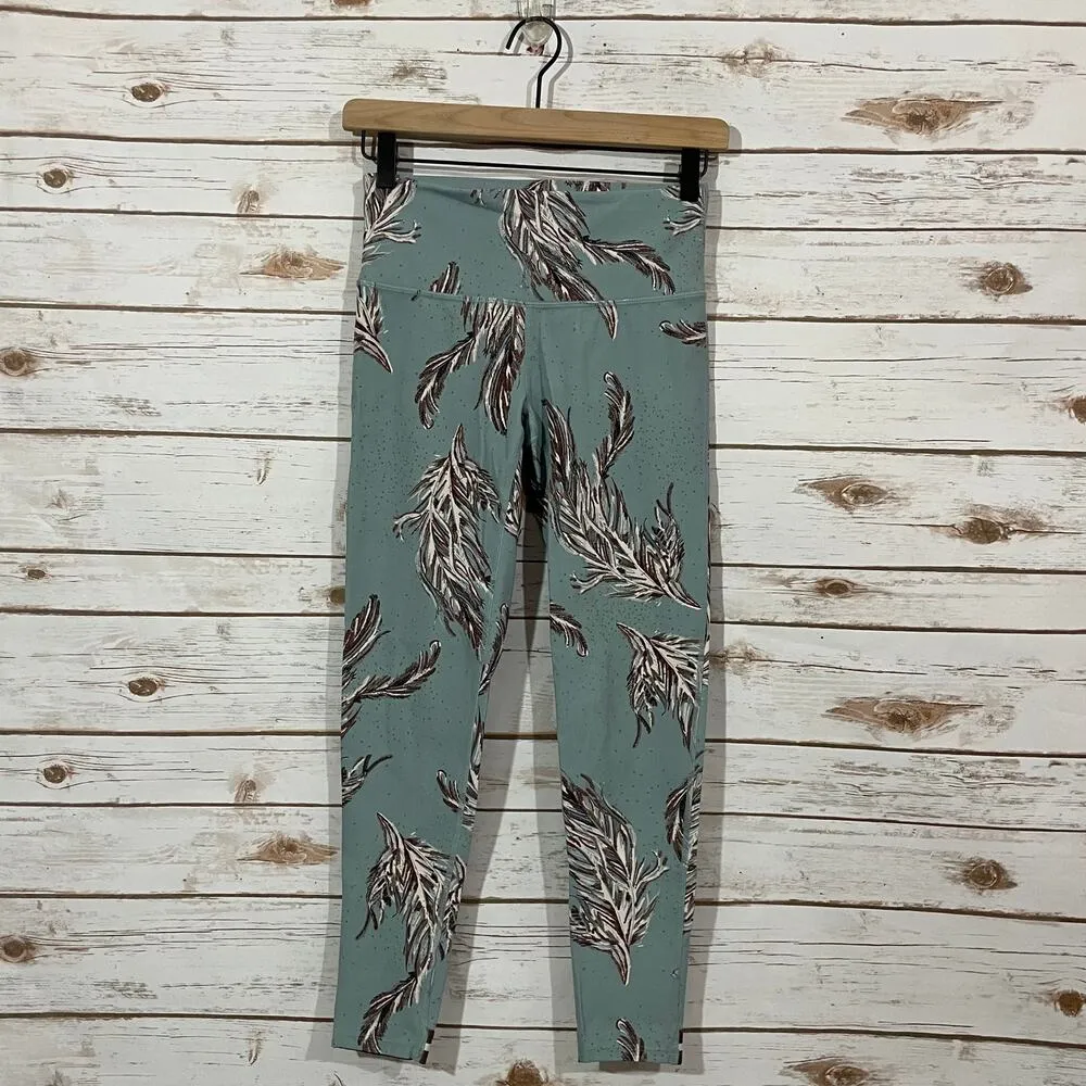 Free People Movement Movement Serene Feather Printed 7/8 Yoga Leggings - XS - Image 6