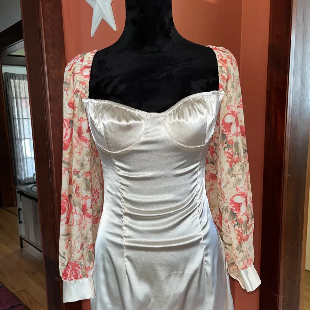 Cider  mini silk dress - Image 5