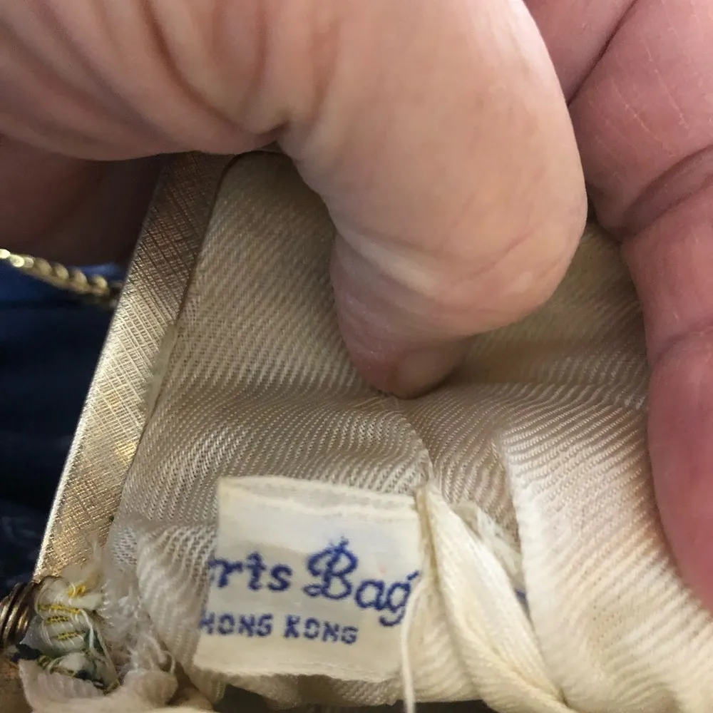 Antique Vintage Fine Arts hand bag Gold - Image 8