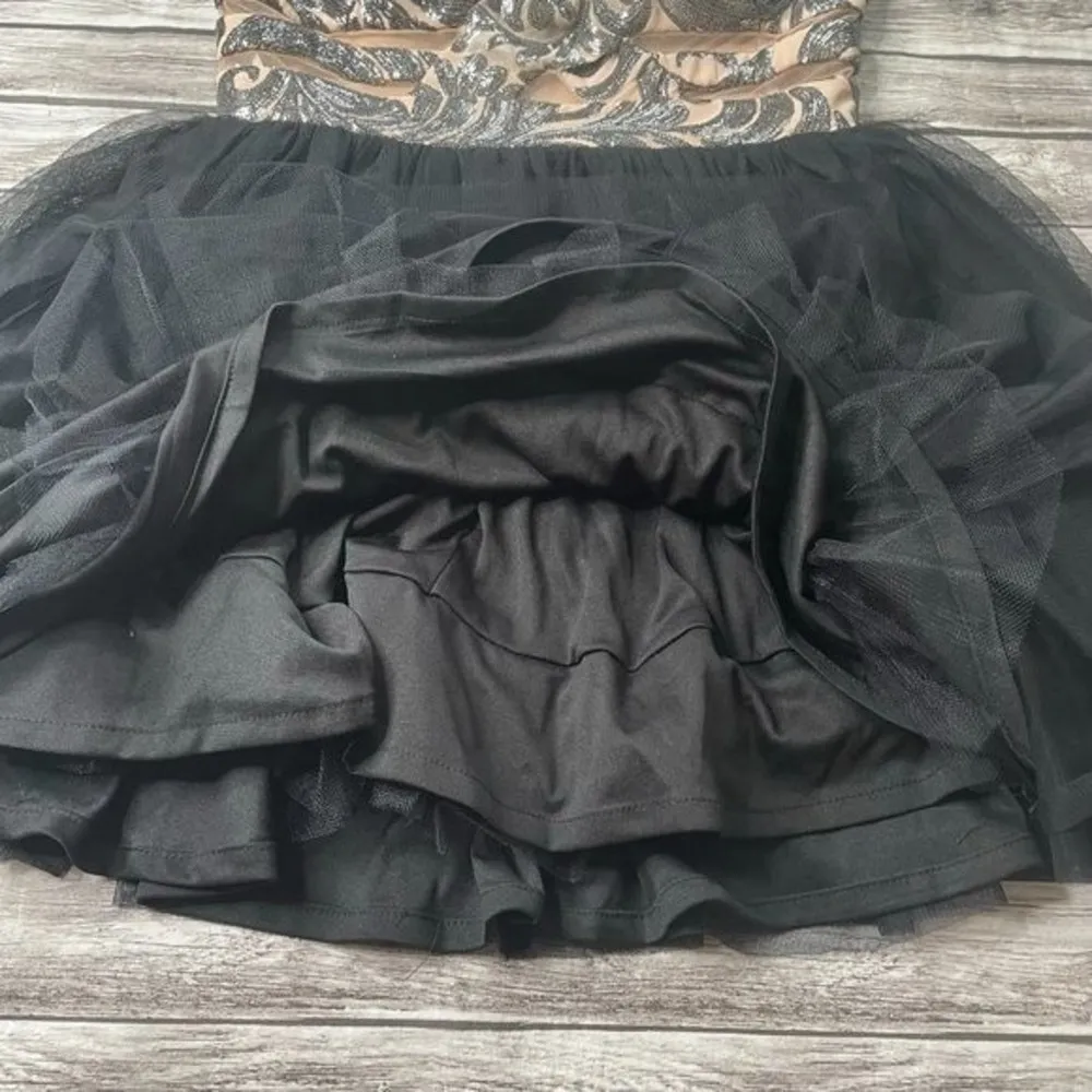Blondie Nites by Stacy Sklar Formal Mini Dress 9 Black Nude Silver Sheer Sequins - Image 7