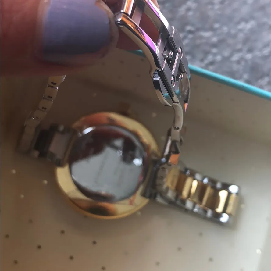 Kate Spade Park Row Mother of Pearl 2 tone watch - Image 6