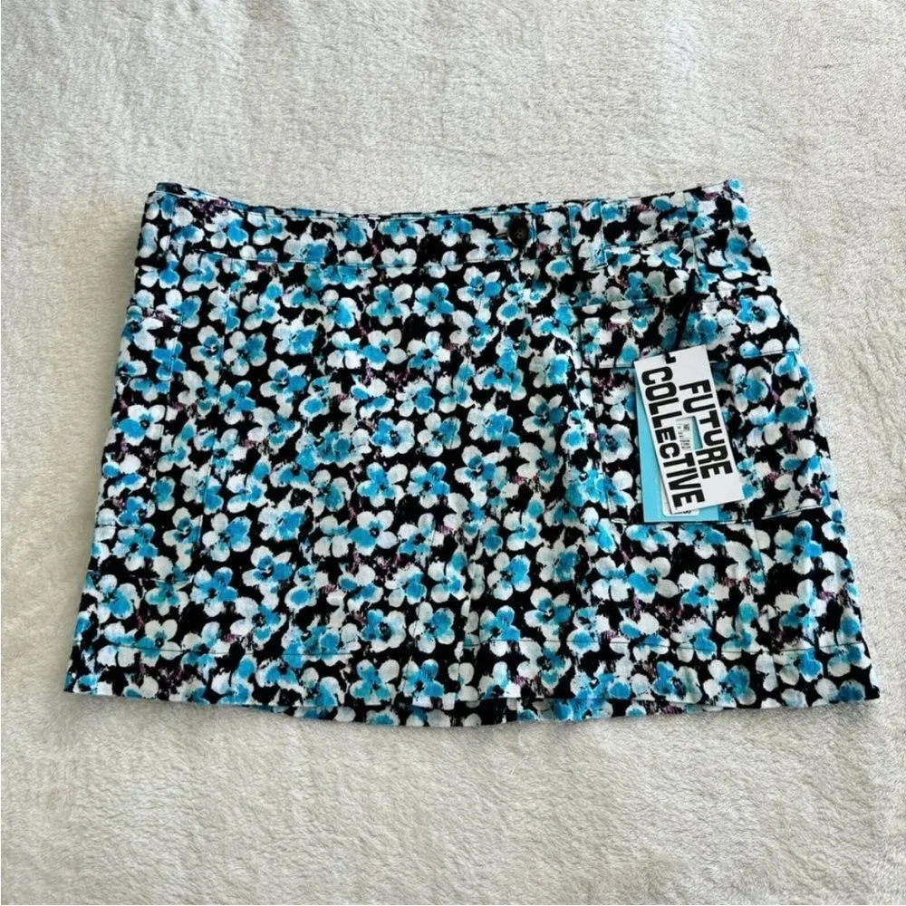 Future Collective Wrap Cargo‎ Skirt Womens Size 0 Linen Blue Ditsy Floral NEW - Image 2