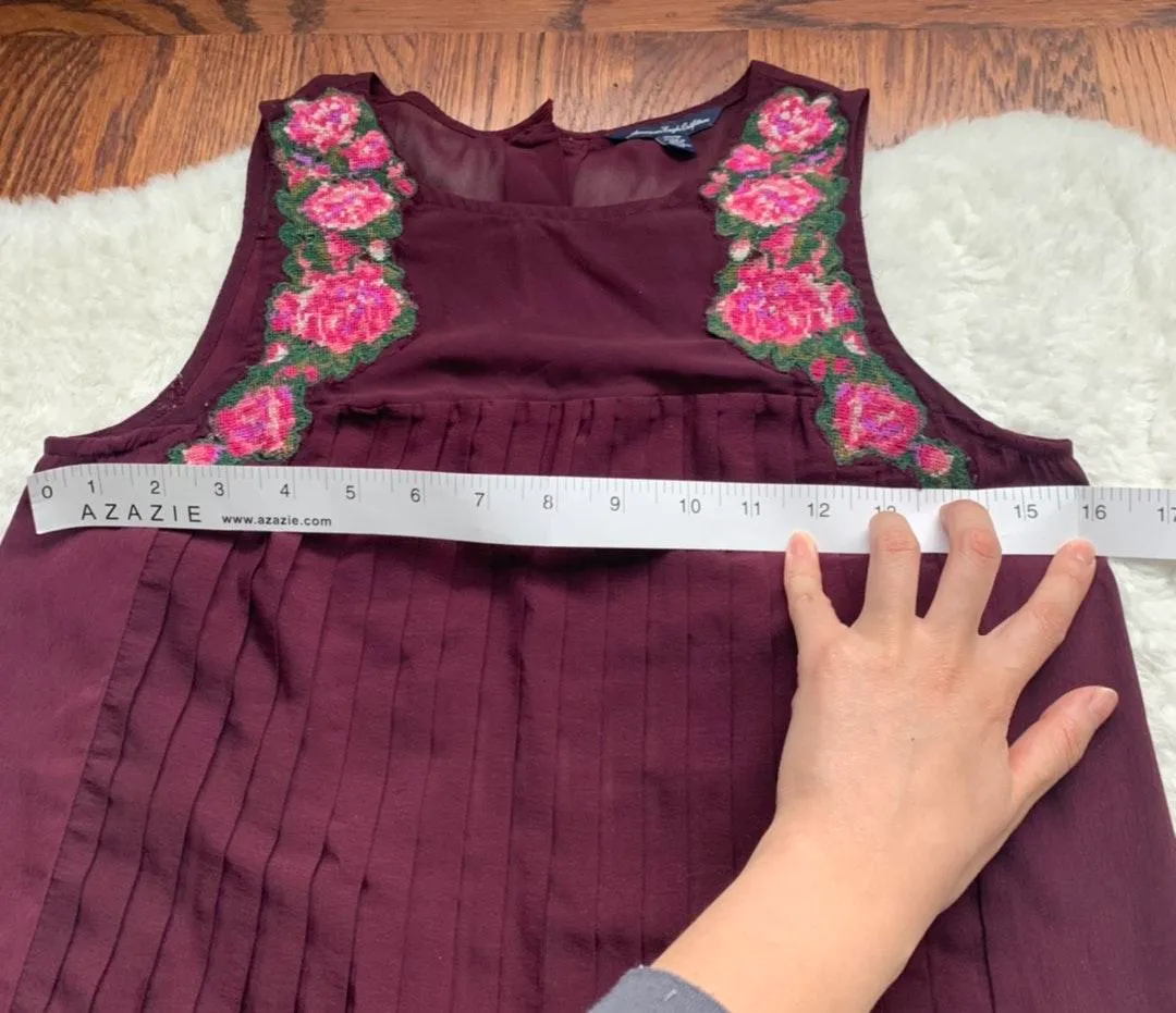 AEO Maroon Red Embroidered Floral Pleated Top XS - Image 4