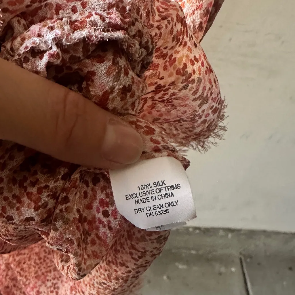 100% Silk Pink Floral Ruffle Shell - Image 3