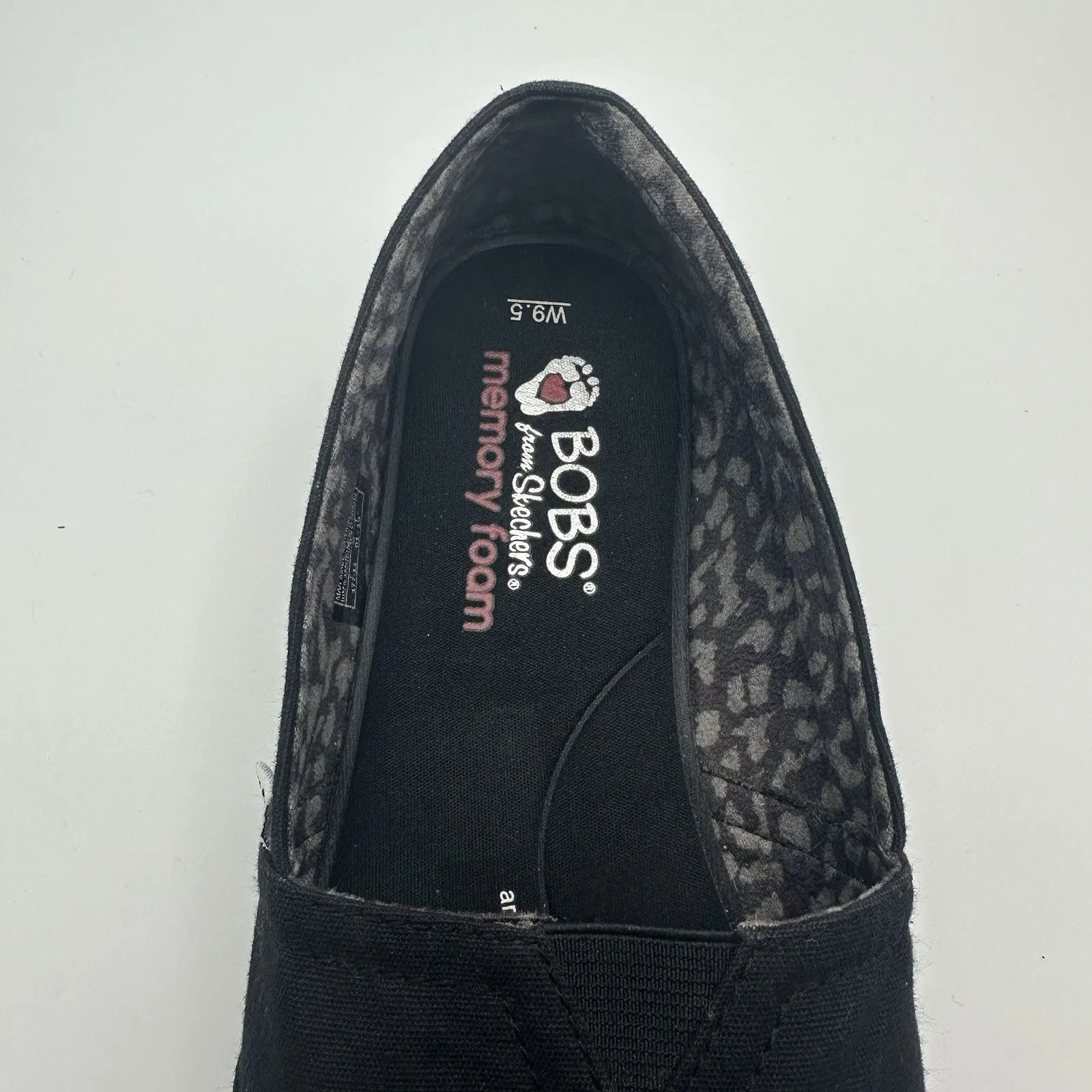 BOBS by Skechers Womens 9.5 Black Slip - Image 4