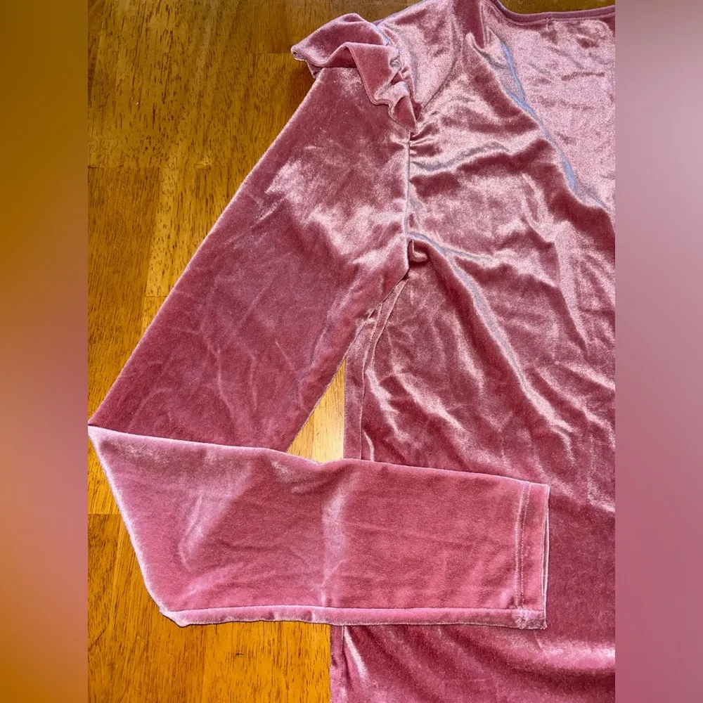 Celebrity Pink V-Neck Velvet Ruffled Long Sleeve Bodysuit - Image 6