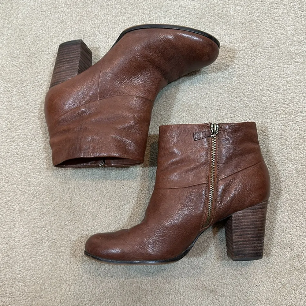 Cole Haan Nike Air Heeled Brown Ankle Vintage Cassidy Booties Women Size 9.5B - Image 2