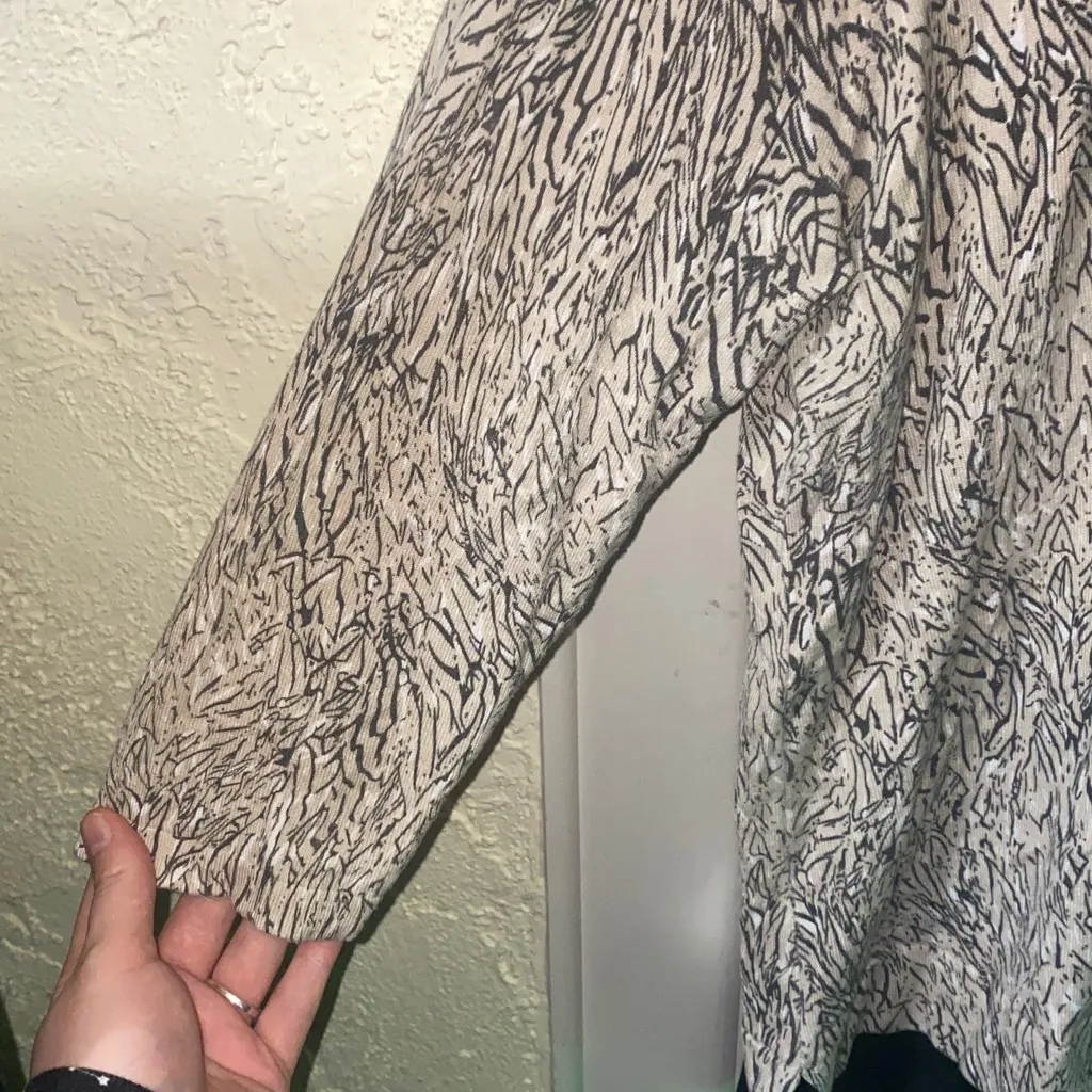 Dress Barn Tan & Black Quarter Sleeve Layered Side Slit Round Neck Tunic Blouse - Image 5