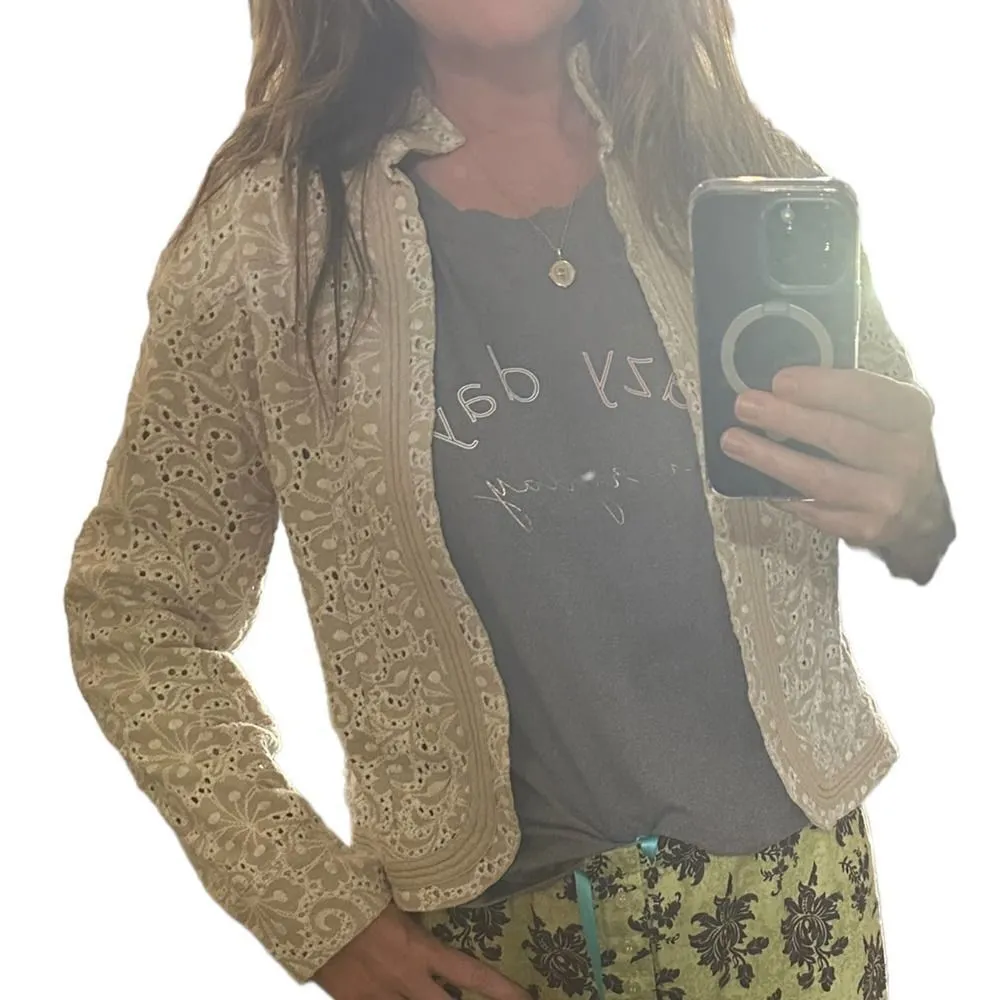 Chico’s Linen Beige Eyelet Open Jacket Size Medium 8 - Image 10