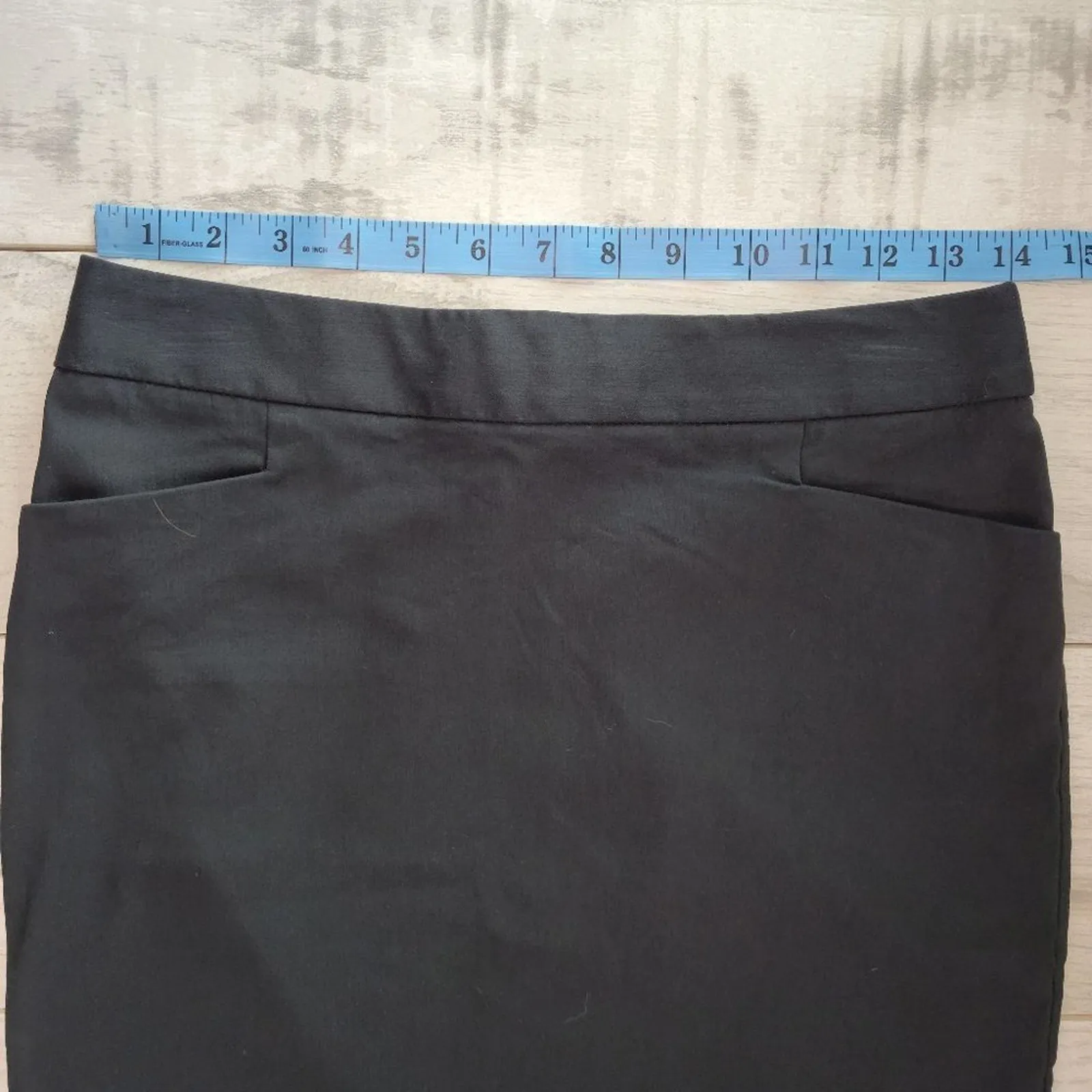 Express Design Studio Black Pencil‎ Skirt Career Office Button Back Size 0 - Image 6