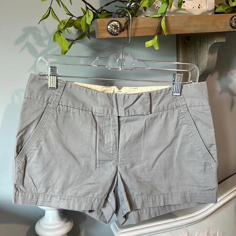 J Crew Gray Shorts Low Rise Classic Twill Weathered Womens 2 Broken In Chino - Image 3
