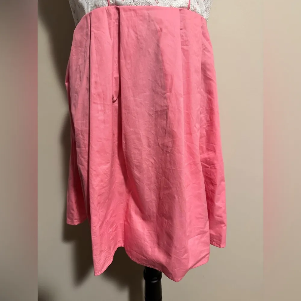 NWT Scarlet Darkness Pink and White Square Neckline Floral Dress size large - Image 10