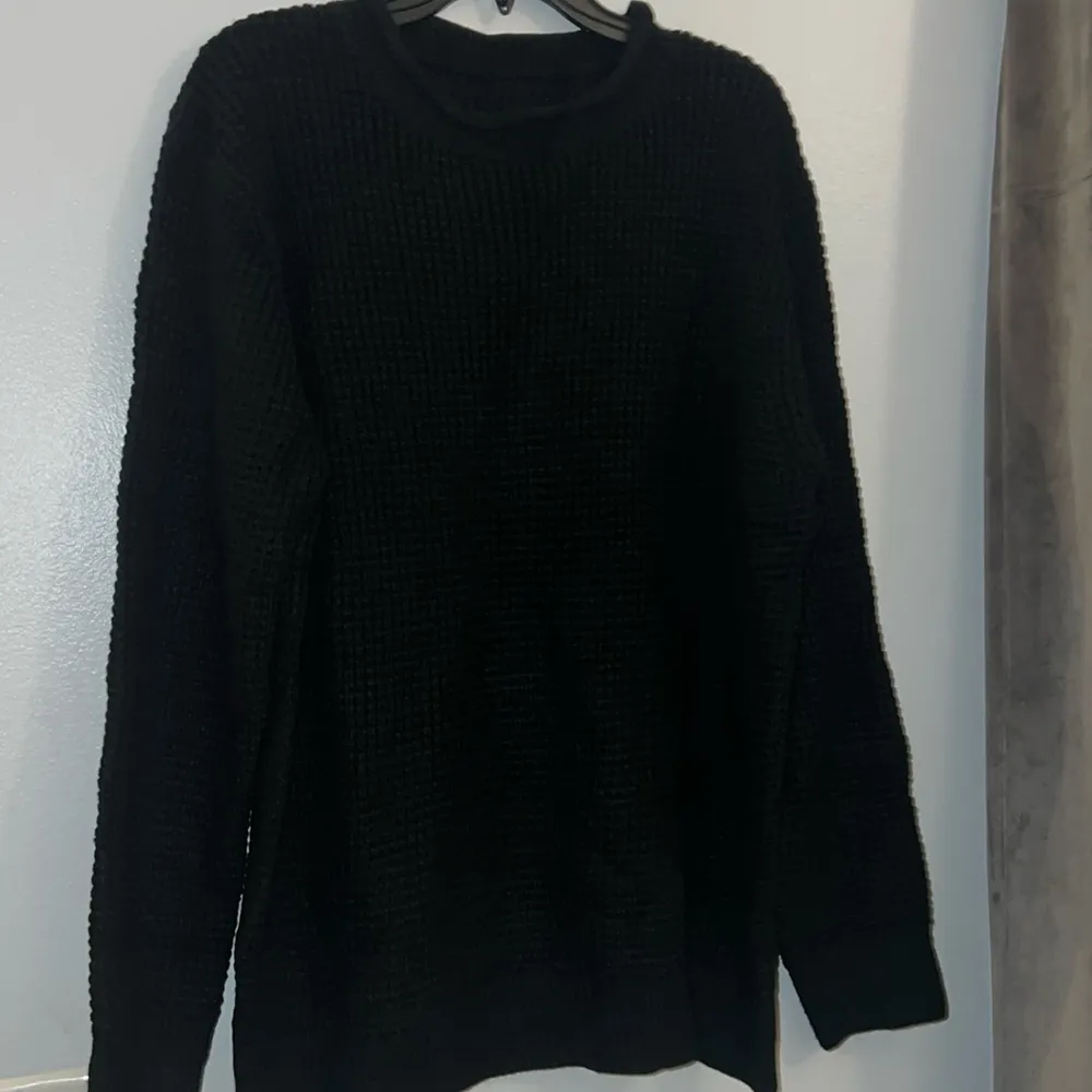 XLarge Black Women’s Sweater Size XL - Image 2