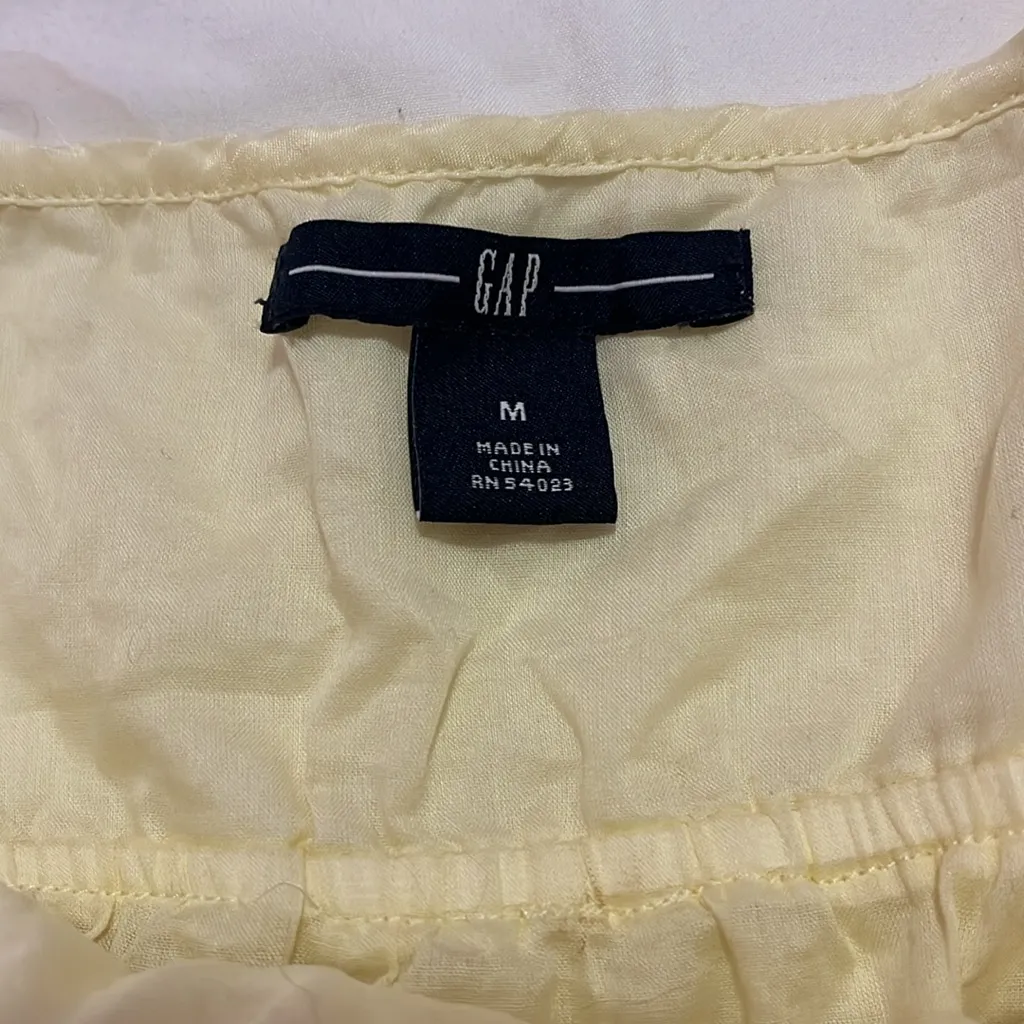 GAP Light Yellow Top - Image 3