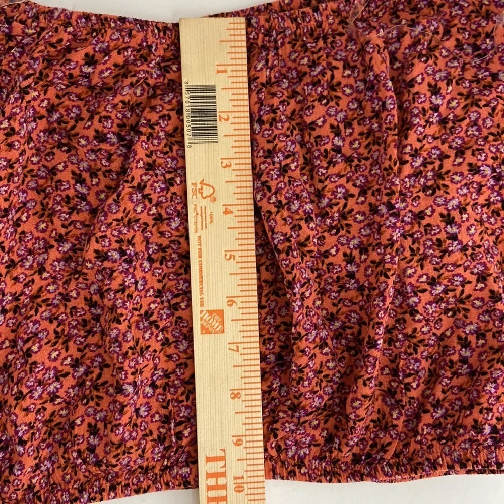 Sky & Sparrow Coral Floral Crop Top Size Medium NWT Red - Image 6