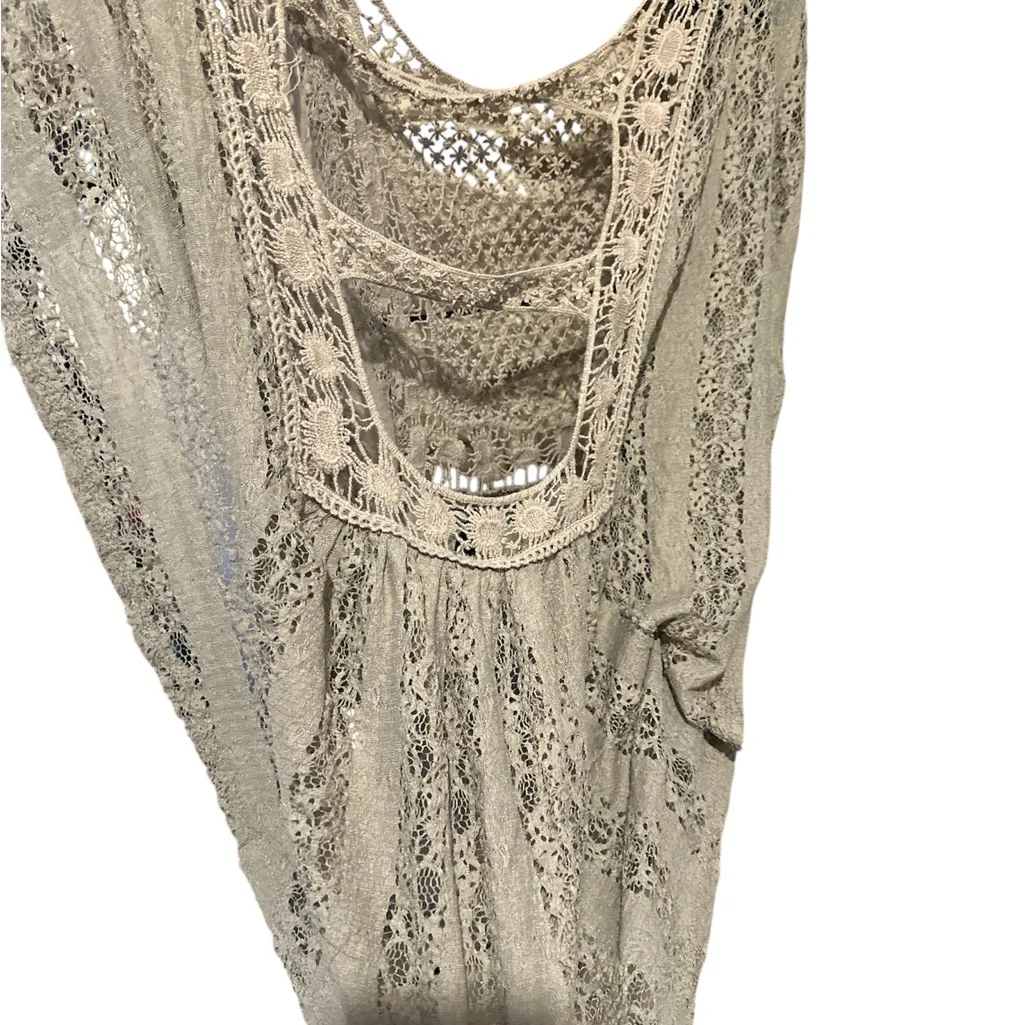 Boho Crochet  Women's Top small - Image 3