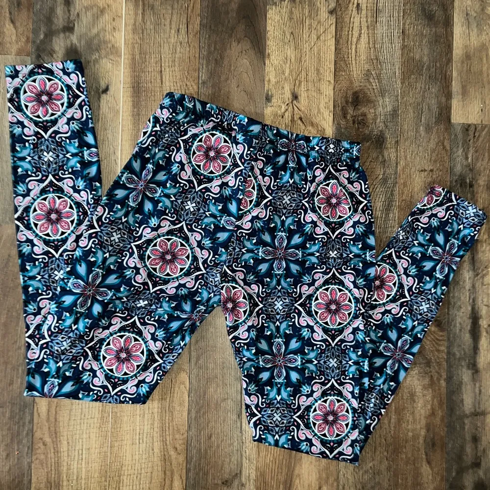 Floral Patterned Leggings - Image 2