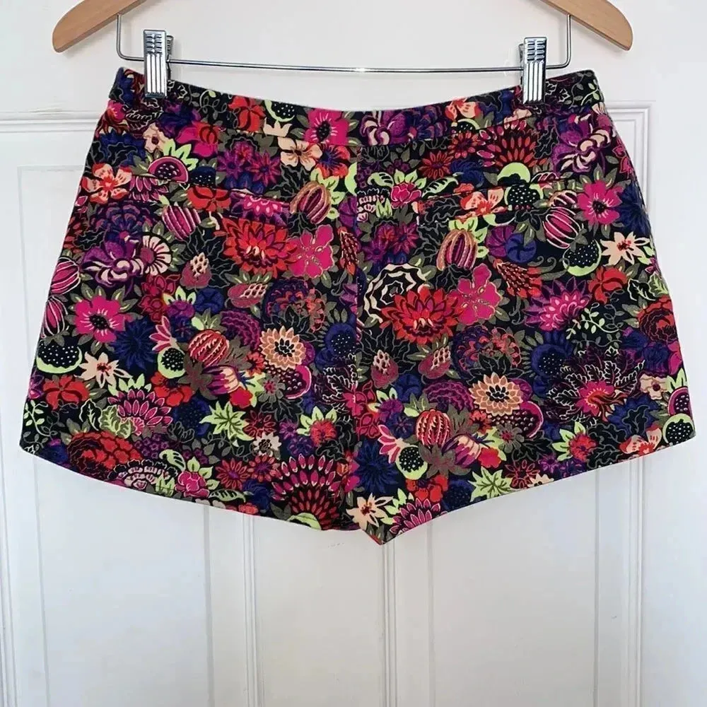 Juicy Couture Maui Floral Print Shorts - Image 3