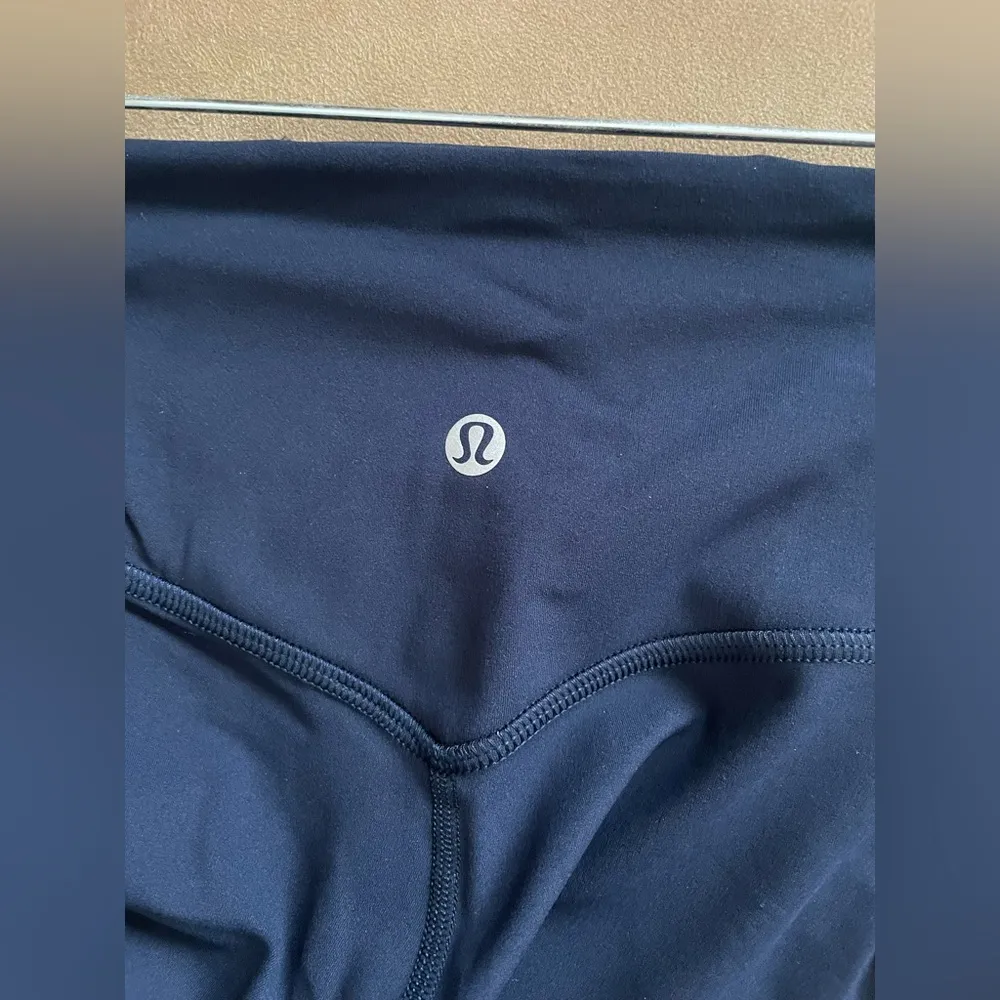 NWT Lululemon Align High Rise Joggers With Pockets True Navy Size 0 - Image 5