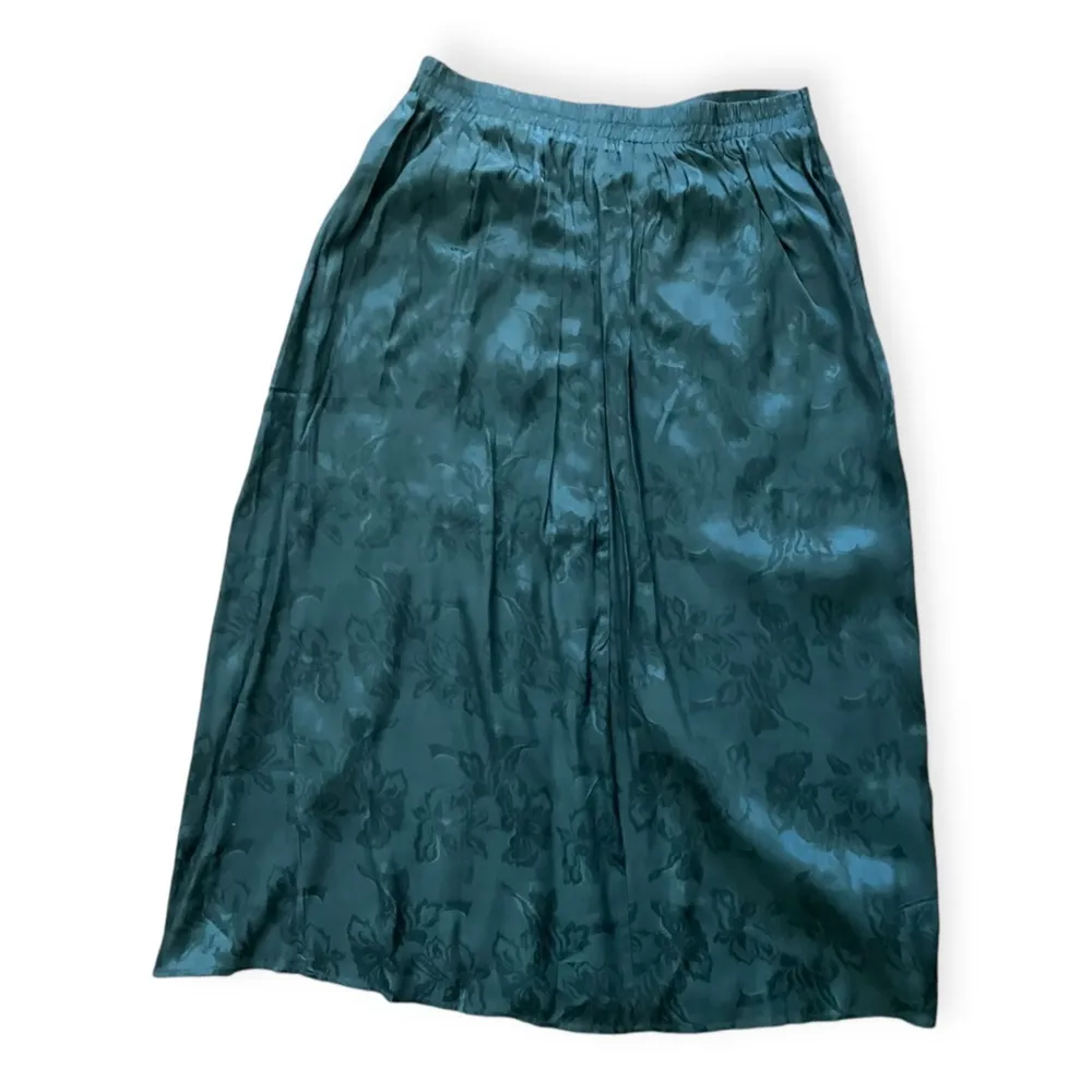 Band of the Free Womens Celene Deep Teal Layered Midi Skirt - Image 5