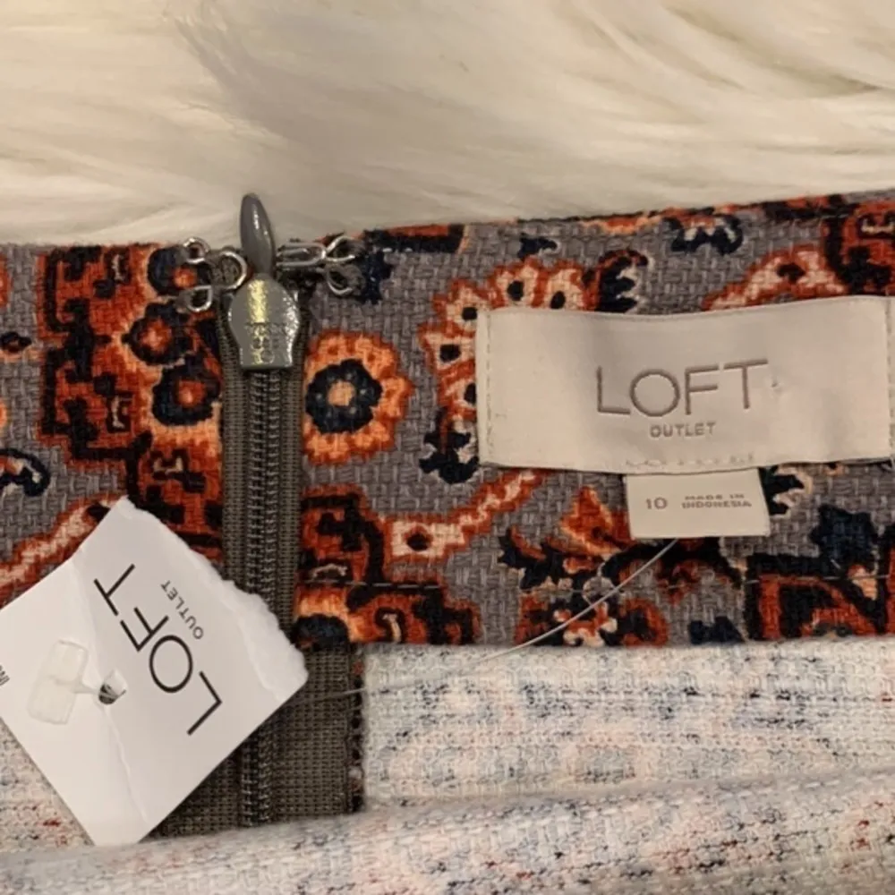 NEW LOFT stretch cotton print pencil skirt 10 - Image 4