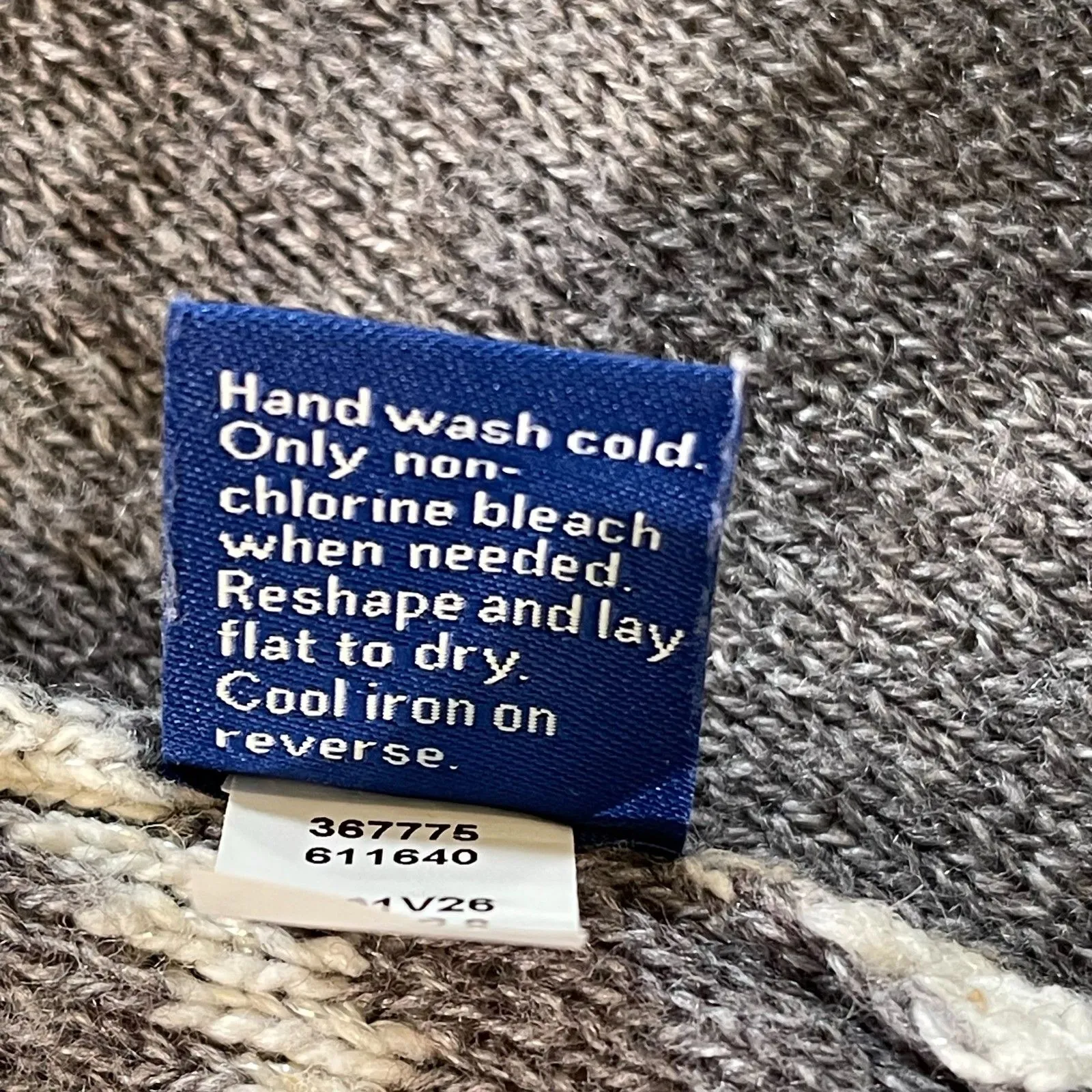 Apt. 9 | Long White Lattice Patterned Longline Cardigan | Medium - Image 9