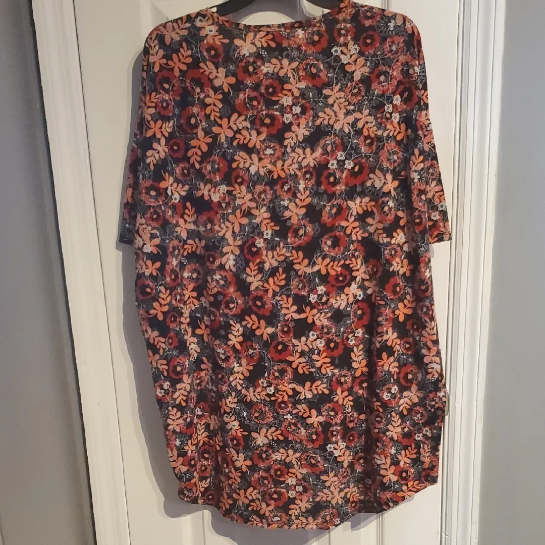 LuLaRoe Irma Red and Orange Floral Tunic Top - Image 4