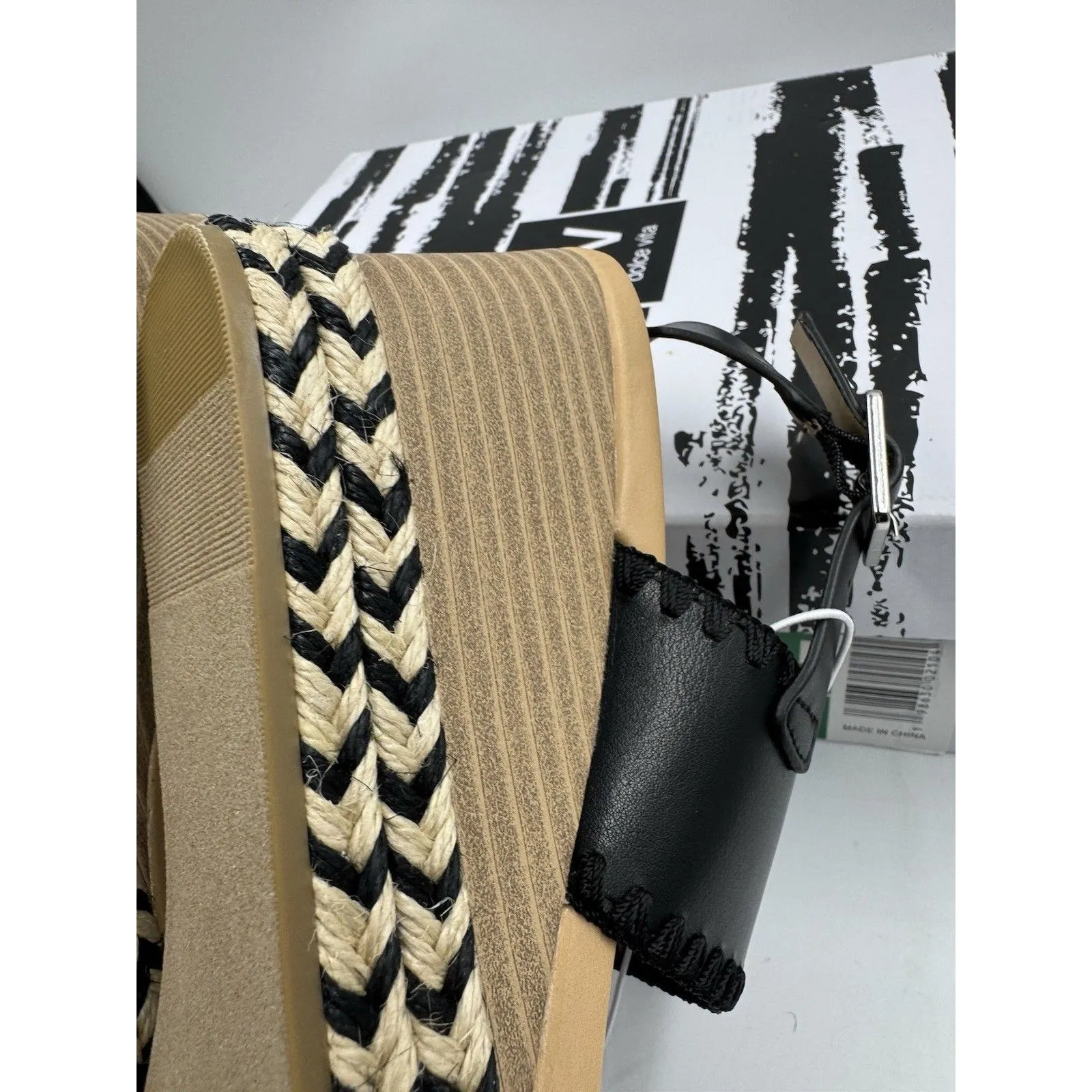 DV by Dolce Vita Women's Esmaya Wedge Sandals Size 7.5 Black - Image 9