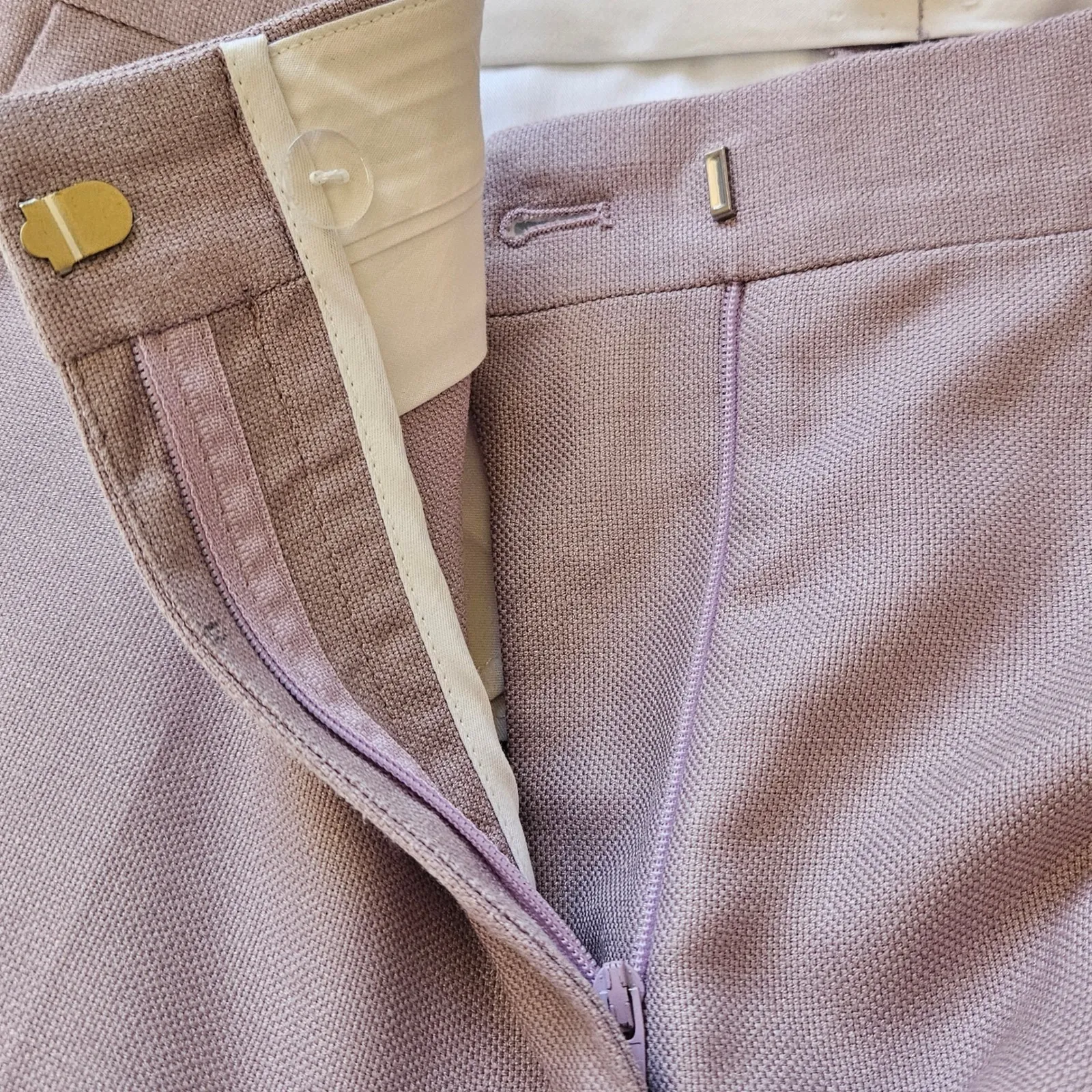 ST. JOHN Silk Wool Blend Cropped Pants Slacks Lilac Purple Size 4 - Image 9