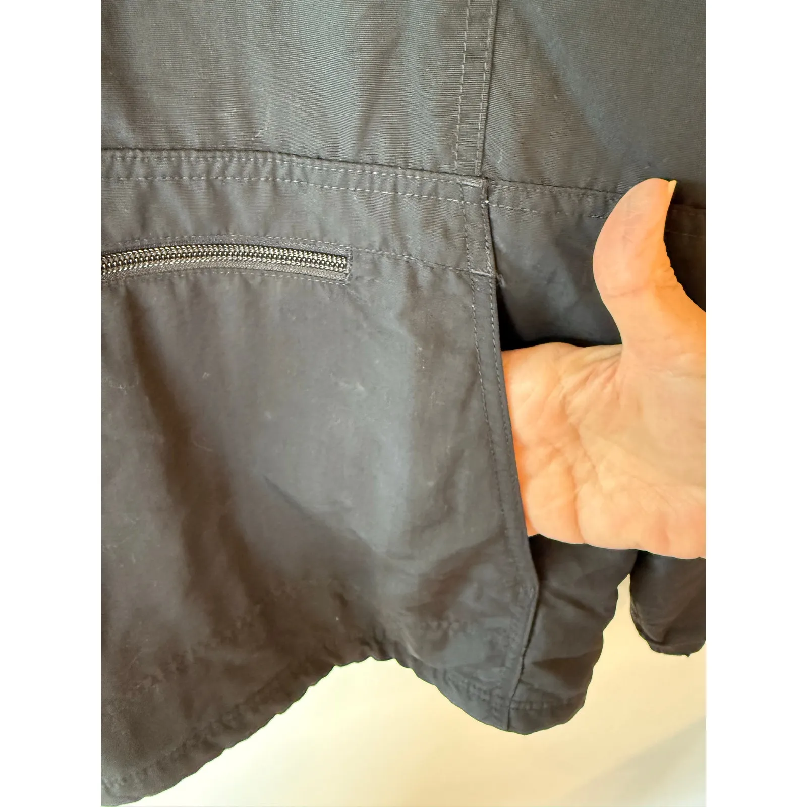 L.L. Bean Mountain Classic Insulated Hoodie Anorak Jacket Black Men's Size Small - Image 6