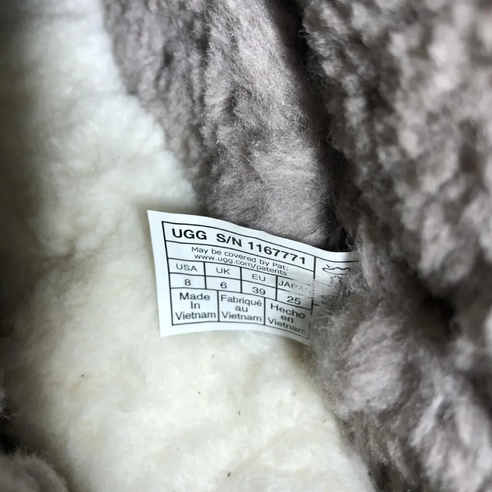 UGG Classic Ultra Mini Spillseam Genuine Shearling Bootie in Smoke Plume - Image 10