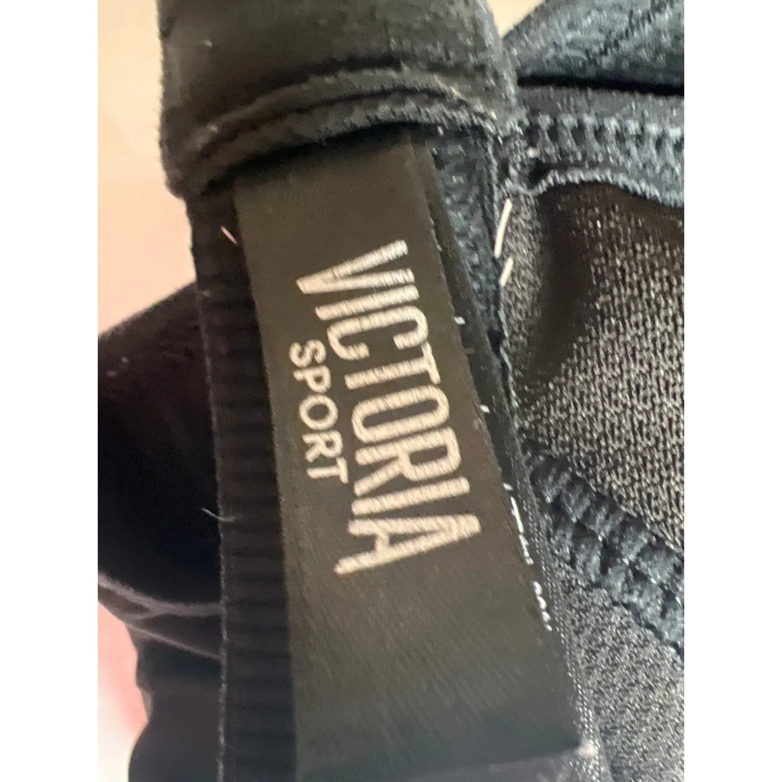 Victorious sport bra size 36C black wire-free exercise gym casual comfort - Image 4