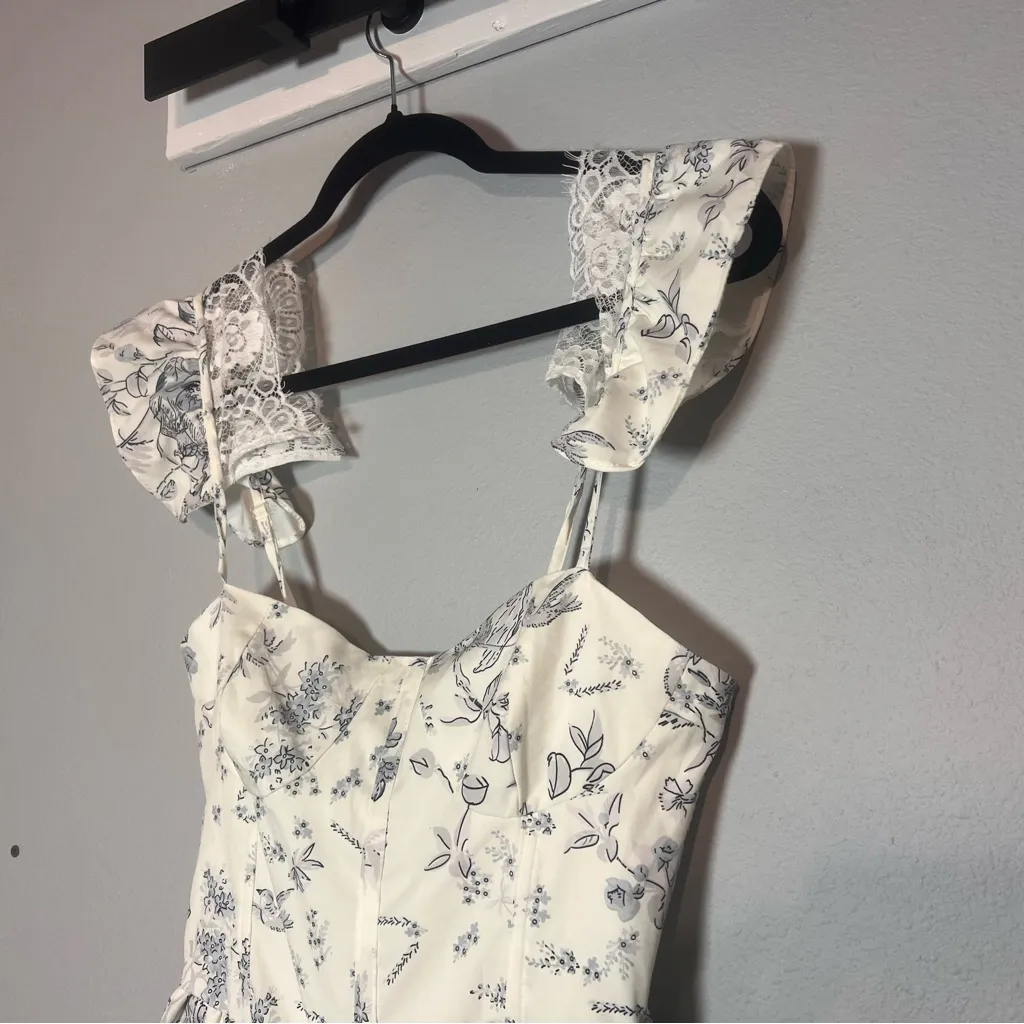Corset Babydoll Tank Top Ruffles Cream Blue Size Medium Floral Birds Cottagecore White - Image 4