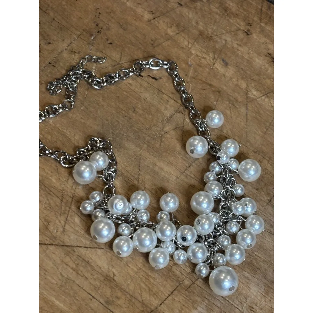 Silver Chain Necklace With Faux Pearl Cluster Design White - Image 7