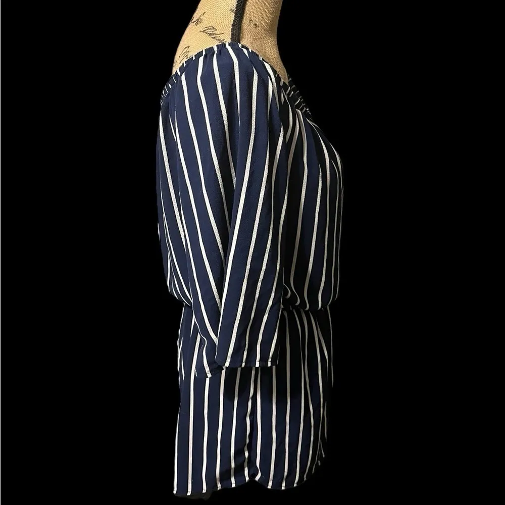 Navy and white striped jumper with statement sleeves. EUC Blue Size M - Image 4
