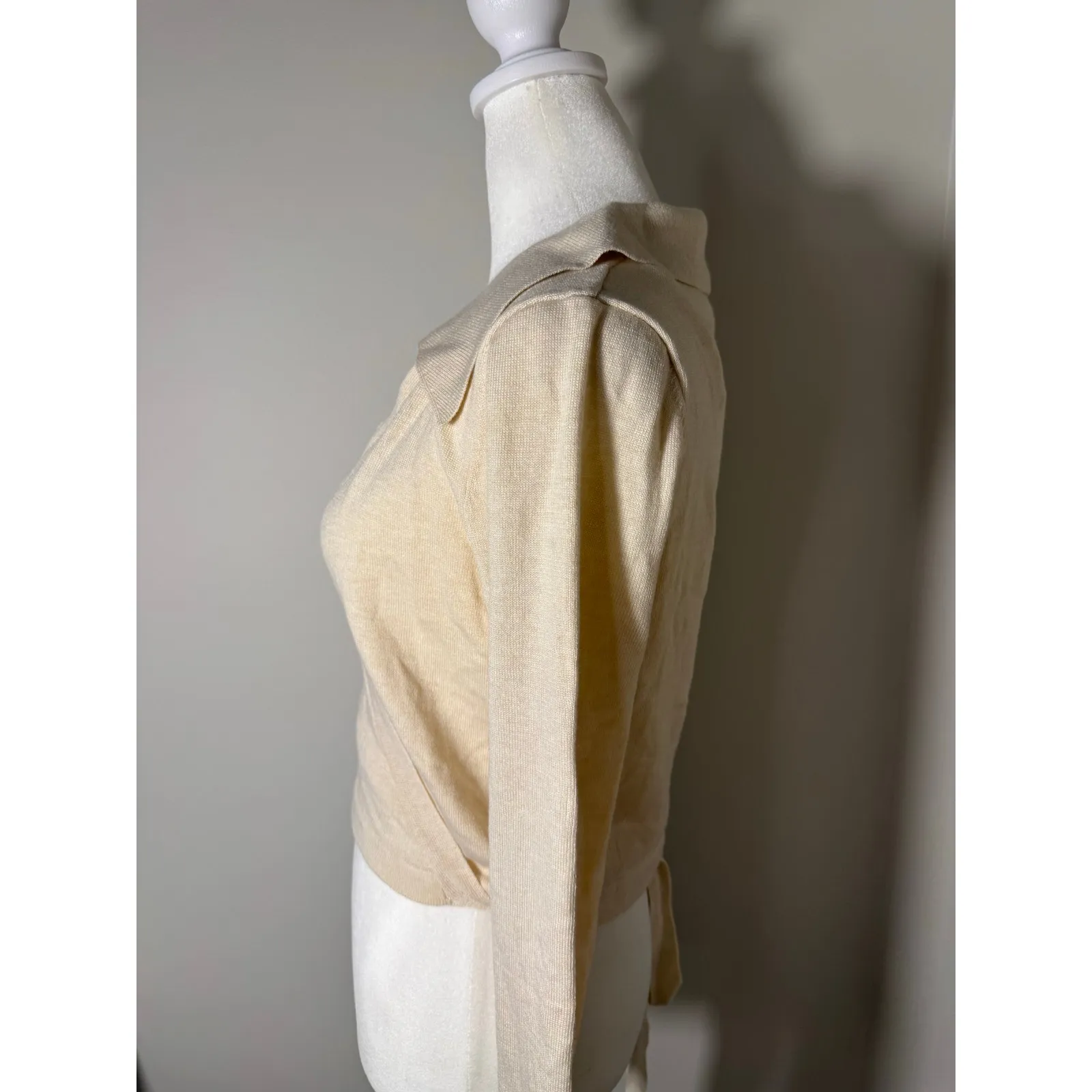 NWT WINDSOR Ballet Core Style Wrap Crop Cardigan Size M - Image 3