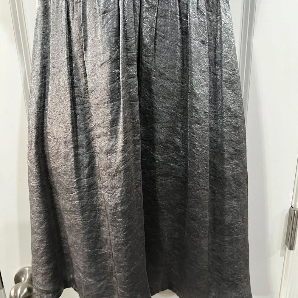 Urban Outfitters Silence + Noise Size 4 Dress Pewter Pleated Cocktail Metallic - Image 4
