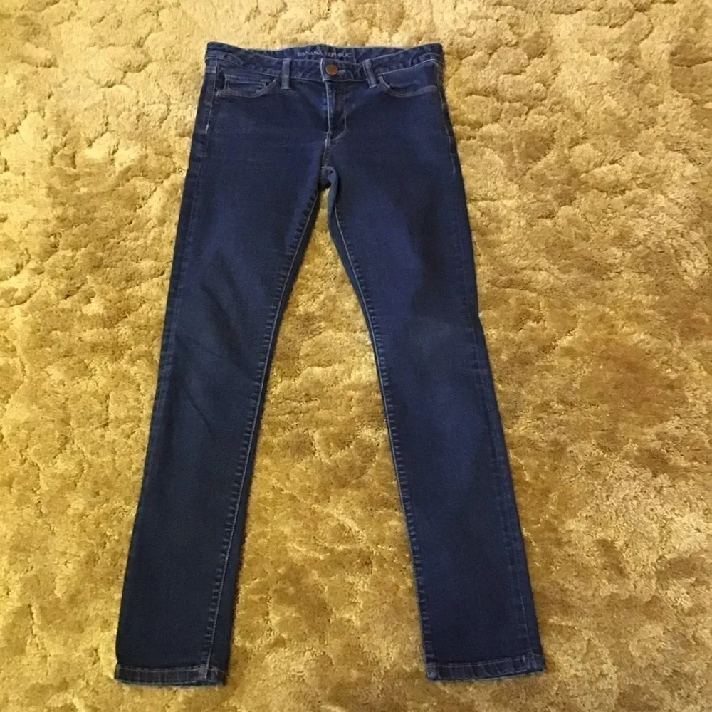 Banana Republic Dark Wash Skinny Jeans Women’s Classic Denim - Image 7