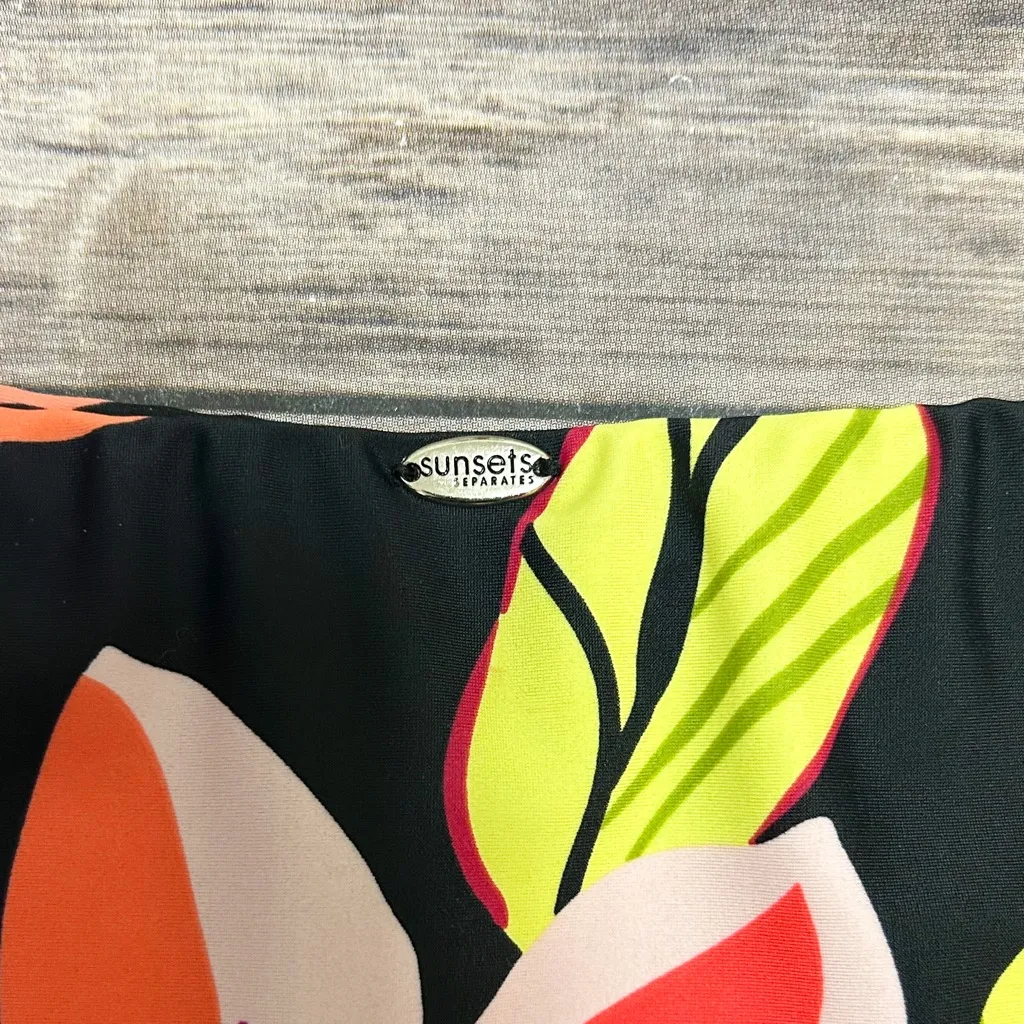 Sunsets Black Tropical Floral Midnight Serenade Bikini Bottom NWT Small Green - Image 3